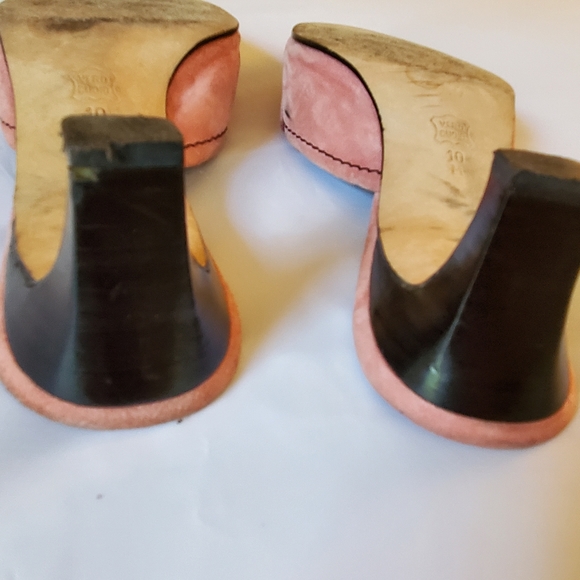 SOLD - SOLD - SOLD  Van Eli Pink Suede Slides - Picture 6 of 14
